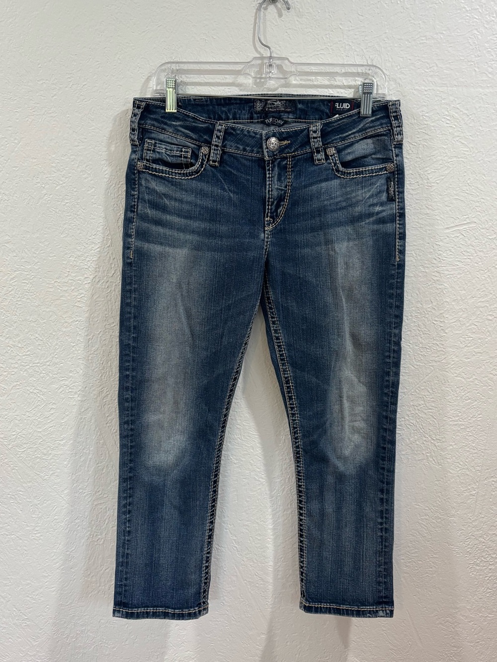 Silver Jeans Fluid Denim Tuesday Mid Capri Jeans